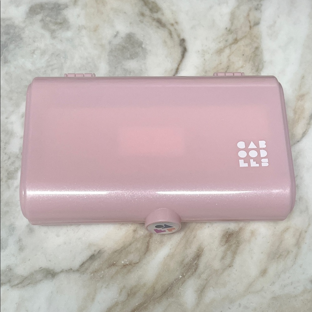 Pink Caboodles case (NWOT)